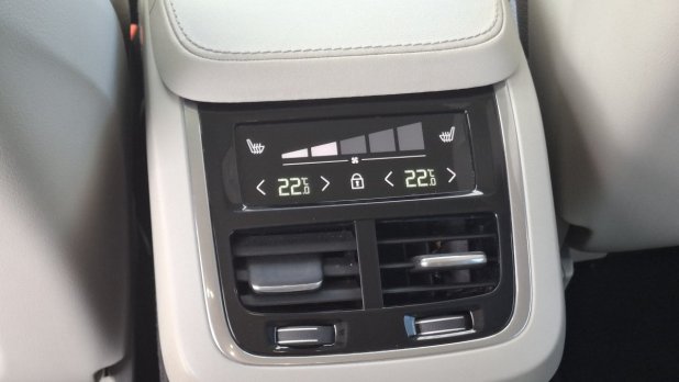 Volvo XC90 T8 Recharge Plus AT8 e-AWD