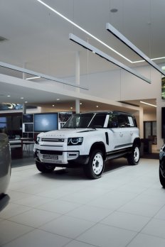 Land Rover Defender 3.0D I6 D250 SE COUNTY EDITION