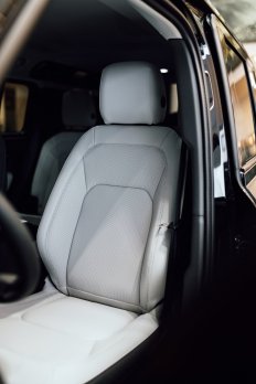 Land Rover Defender 3.0D I6 D250 X-Dynamic SE