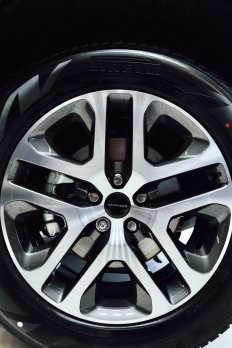 Land Rover Defender 3.0D I6 D250 X-Dynamic SE