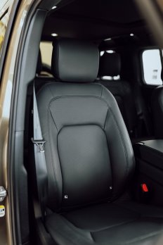 Land Rover Defender 3.0D I6 X-Dynamic HSE MHEV AWD