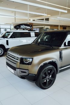 Land Rover Defender 3.0D I6 X-Dynamic HSE MHEV AWD
