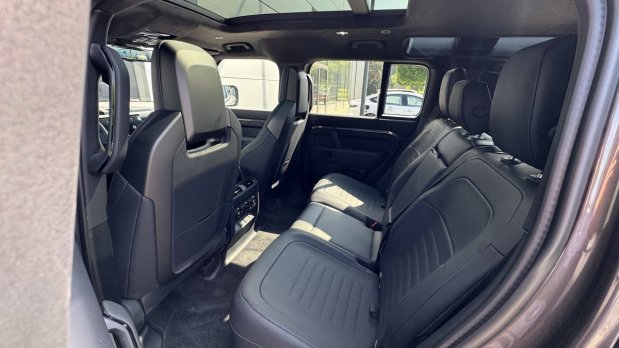 Land Rover Defender 4.4 V8 P635 OCTA