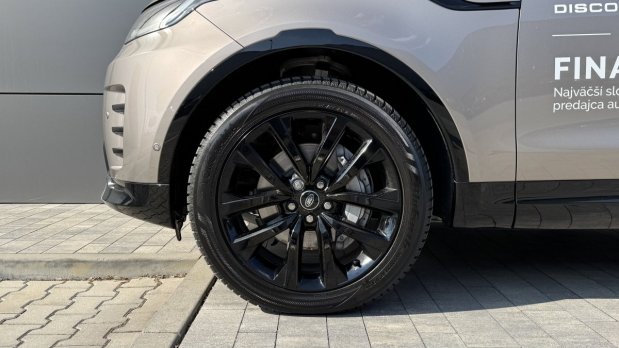 Land Rover Discovery 3.0D I6 Dynamic SE