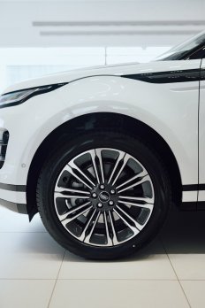 Land Rover Range Rover Evoque 2.0D I4 MHEV Dynamic SE