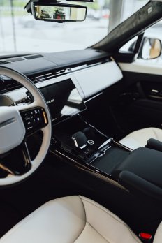 Land Rover Range Rover Sport 3.0 I6 P550e Autobiography