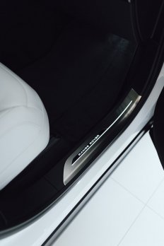 Land Rover Range Rover Sport 3.0D I6 D300 SE