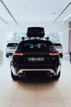 Land Rover Range Rover Velar 3.0D I6 MHEV AWD R-Dynamic SE
