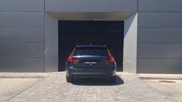 Volvo V60 B4 (P) Core AT7 FWD