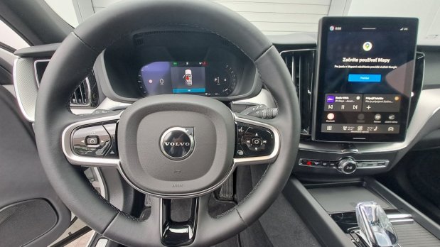 Volvo XC60 B5 (P) Plus Black Edition AT8 AWD