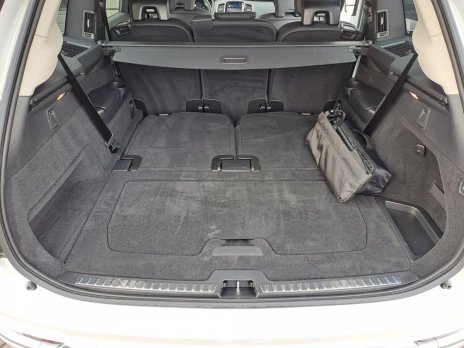 Volvo XC90 T8 (P) Core AT8 AWD 7 miest eAWD