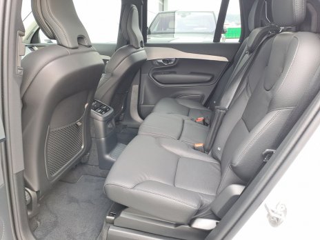 Volvo XC90 T8 (P) Core AT8 AWD 7 miest eAWD