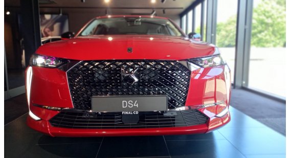 DS 4 PureTech 180k EAT8  TROCADERO