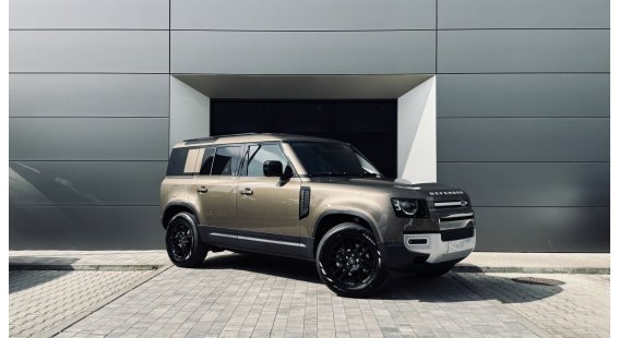 Land Rover Defender 3.0D I6 110 D200 S