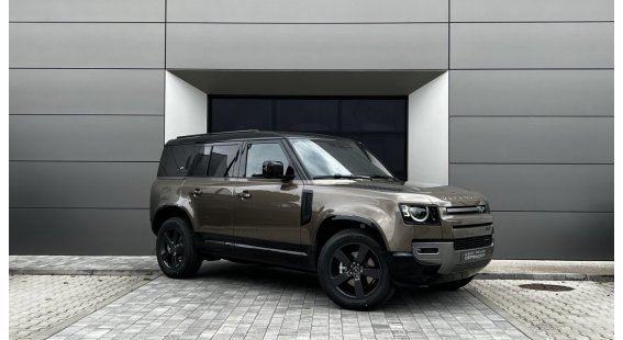 Land Rover Defender 3.0D I6 110 D250 X-Dynamic SE