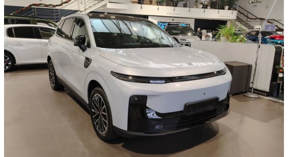 Leapmotor B10 Elektromotor DESING MAX 67,1 kWh Leapmotor B10 Elektromotor DESING MAX 67,1 kWh