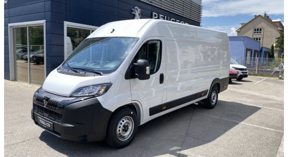 Peugeot Boxer 2.2 BlueHDi Furgon 435 L4H2 + kamera + podlaha