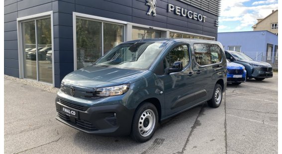 Peugeot Partner 1,5 BlueHDi Pro L2 5 miest 130k automat Peugeot Partner 1,5 BlueHDi Pro L2 5 miest 130k automat