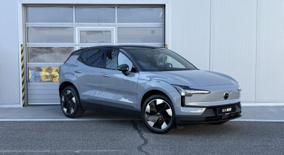 Volvo EX30 Elektrický Single Motor Extended Range Plus