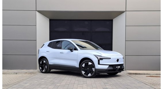 Volvo EX30 Elektrický Single Motor Extended Range Elektric Plus