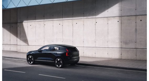 Volvo EX30 Elektrický Single Motor Extended Range Plus