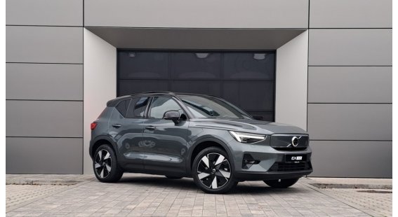 Volvo EX40 Elektrický TWIN MOTOR ULTRA