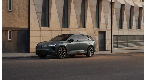 Volvo EX60 Elektrický P10 AWD  ULTRA 