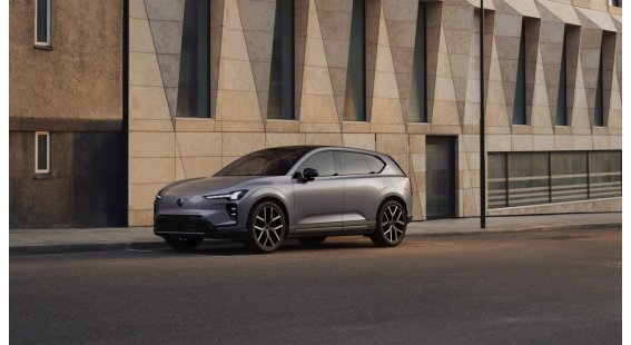 Volvo EX60 Elektrický P10 AWD ULTRA 