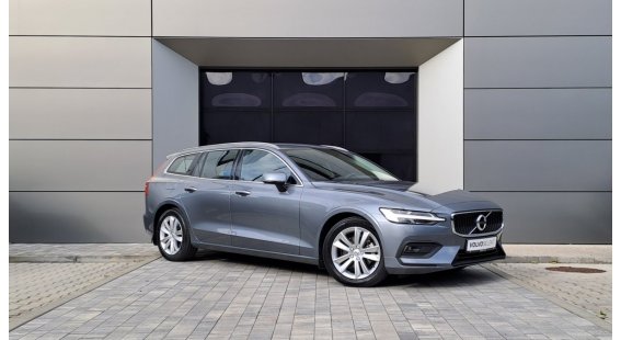 Volvo V60 B4 MOMENTUM PRO AT8 FWD