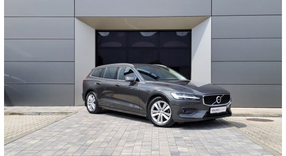 Volvo V60 B4 MOMENTUM PRO AT8 FWD