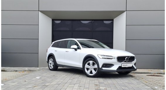 Volvo V60 CROSS COUNTRY D4 AT8 AWD