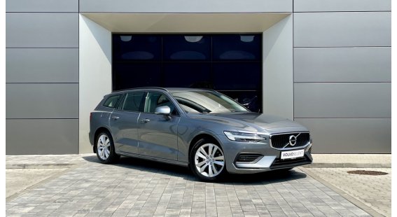 Volvo V60 D3 MOMENTUM AT8 FWD