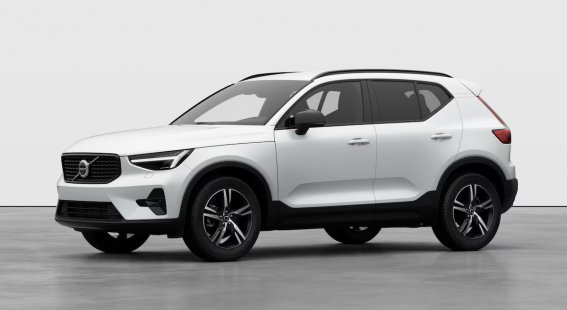 Volvo XC40 B3 PLUS Dark AT7 FWD