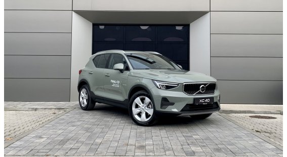 Volvo XC40 B4 CORE AT7 AWD