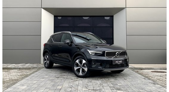 Volvo XC40 B4 Ultimate Bright AT7 AWD