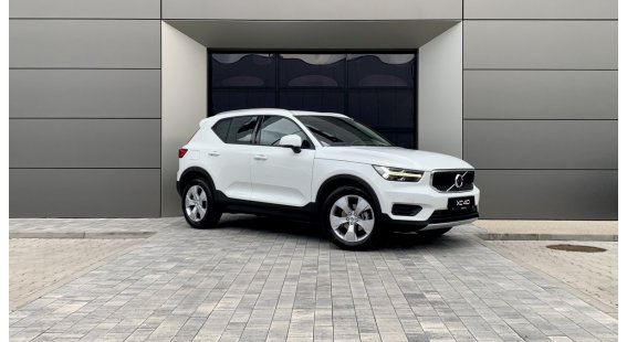 Volvo XC40 T2 MOMENTUM AT8 FWD