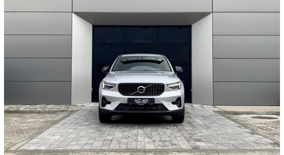 Volvo XC40 T4 Recharge Core AT7 FWD