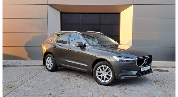 Volvo XC60 B4 (D) Momentum Pro AT8 AWD