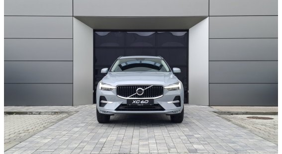 Volvo XC60 B5 (P) Core AT8 AWD