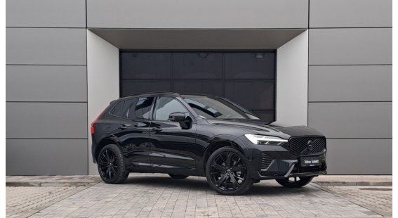 Volvo XC60 B5 (P) Plus Black Edition AT8 AWD Volvo XC60 B5 (P) Plus Black Edition AT8 AWD