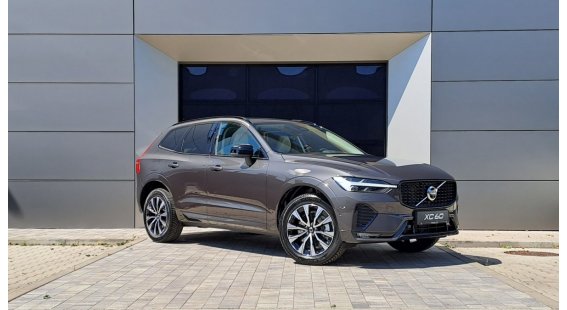 Volvo XC60 B5 (P) Plus Dark AT8 AWD
