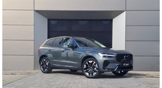 Volvo XC60 B5 (P) ULTRA Dark AT8 AWD Volvo XC60 B5 (P) ULTRA Dark AT8 AWD