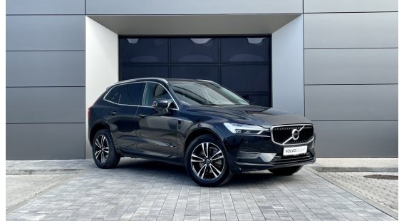 Volvo XC60 D4 Momentum AT8 AWD