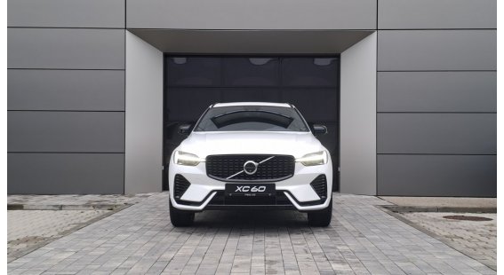 Volvo XC60 T8 Recharge Plus Dark AT8 AWD
