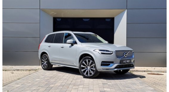 Volvo XC90 B5 (D) PLUS BRIGHT AT8 AWD 7 miest