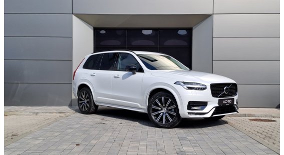 Volvo XC90 B5 (D) PLUS DARK AT8 AWD 7 miest