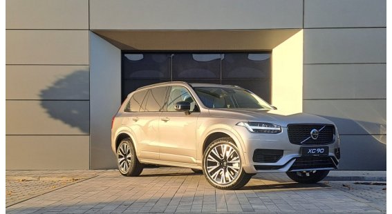 Volvo XC90 T8 Plus Dark AT8 e-AWD 7 miest