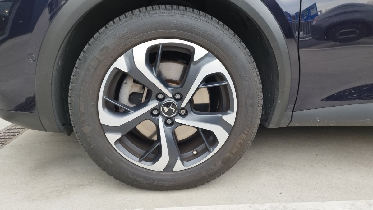 DS 7 CROSSBACK E-TENSE 4x4 1.6 PureTech PHEV 300k EAT8 RIVOLI
