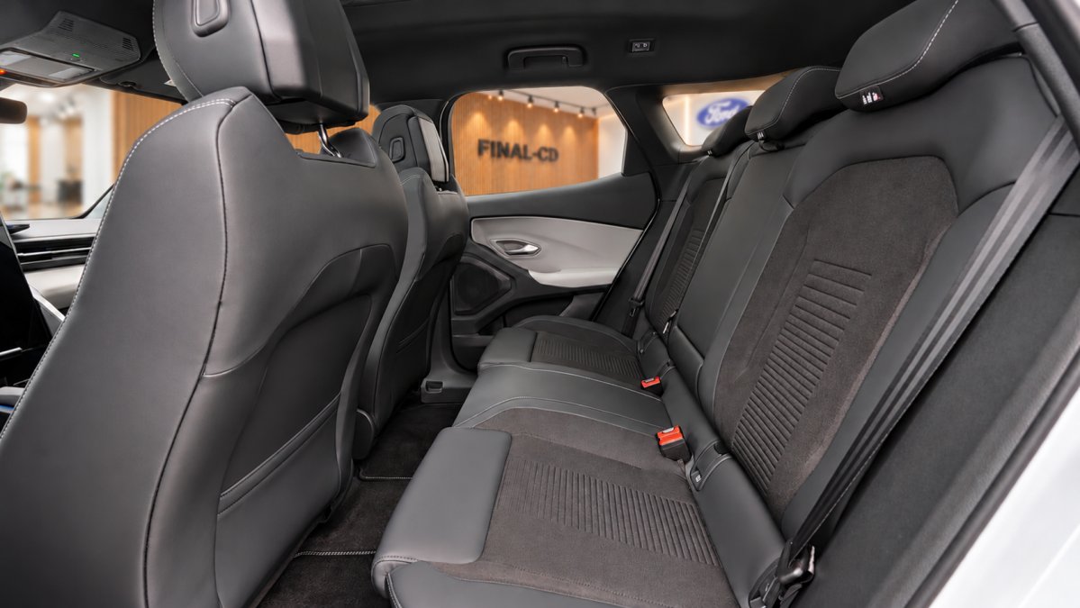 Ford Explorer Elektromotor EV MAX  77kWh 340k AWD Premium 