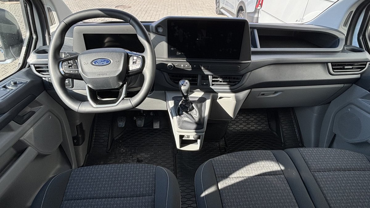 Ford Transit Custom 2,0 TDCi DC VAN Trend L2 136k M6